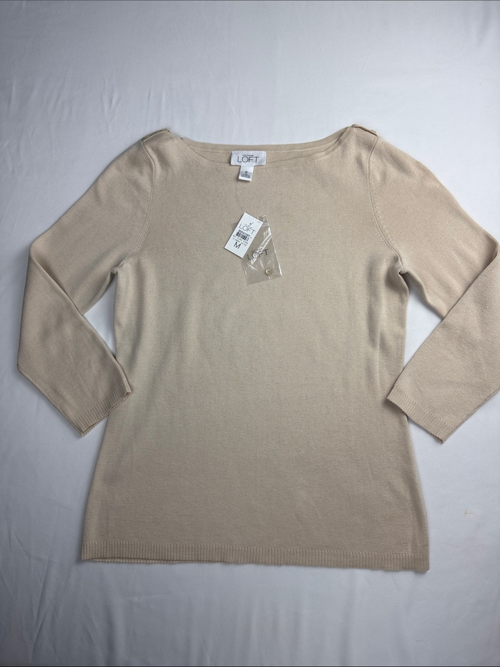 LOFT Ann Taylor Neutral Beige Boatneck Sweater Shoulder Button Detail Size M NWT
